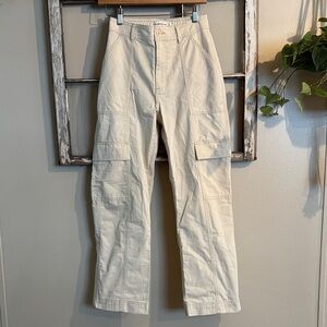 Abercrombie & Fitch Cargo pants wide leg cream size 4S size 27
